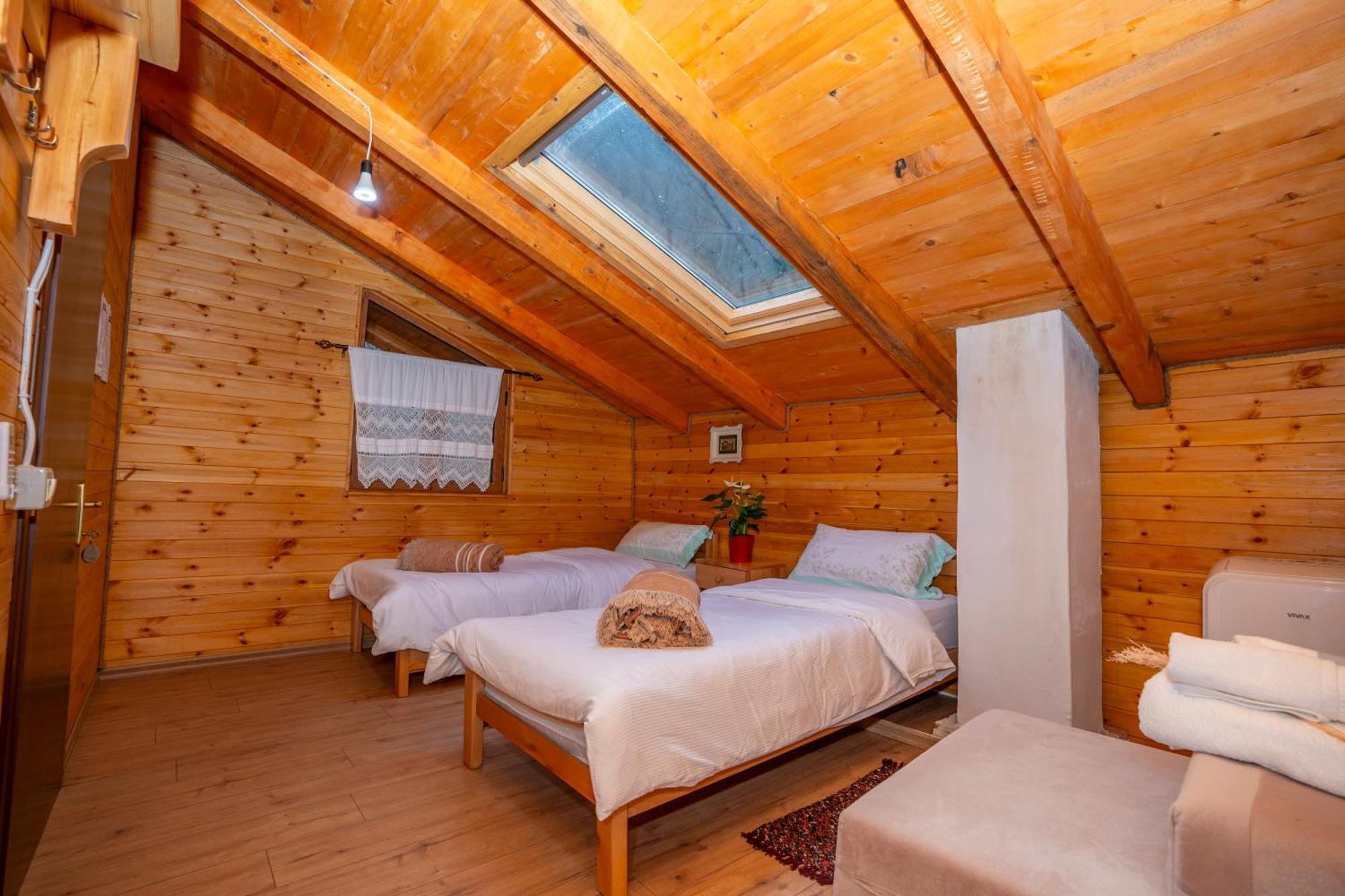 Bee Eco Guest House Moll' e Shoshit Extérieur photo