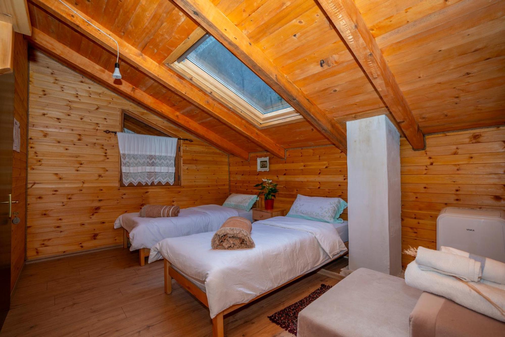 Bee Eco Guest House Moll' e Shoshit Extérieur photo