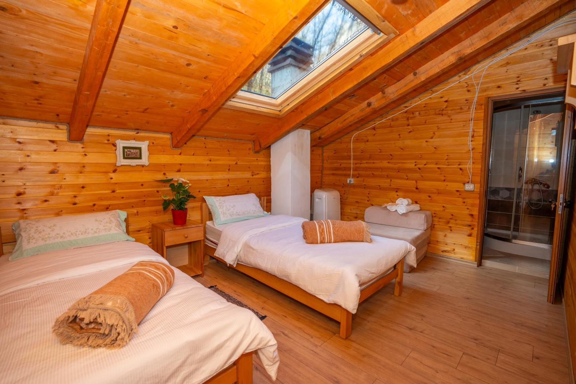 Bee Eco Guest House Moll' e Shoshit Extérieur photo